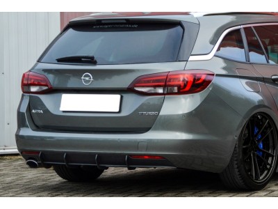 Opel Astra K Intenso Heckansatz